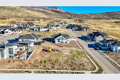 3078 W Wasatchback Dr #719, Mountain Green, UT 84050 - Photo 9