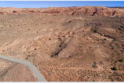 1479 S West Kayenta Dr, Moab, UT 84532 - Photo 9