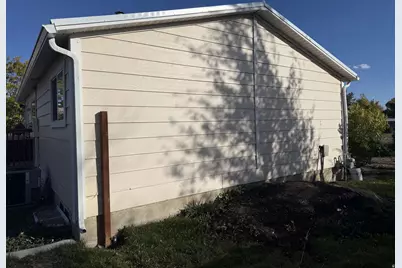 310 W Orange Ave, Castle Dale, UT 84513 - Photo 5