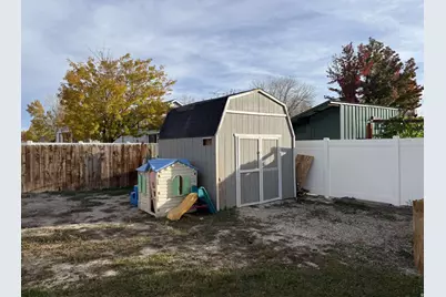 310 W Orange Ave, Castle Dale, UT 84513 - Photo 15