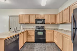 75 E 200 N, Provo, UT 84606 - Photo 5