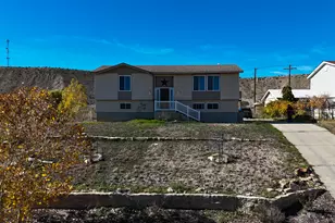 855 N 200 E, Price, UT 84501 - Photo 3