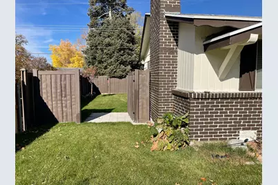 3045 E 7110 S, Cottonwood Heights, UT 84121 - Photo 3