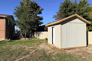 6918 S Harvest Cir W, West Jordan, UT 84084 - Photo 33