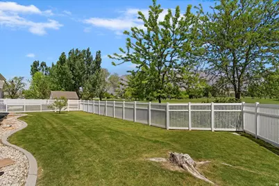 3524 N 3000 W, Farr West, UT 84404 - Photo 31