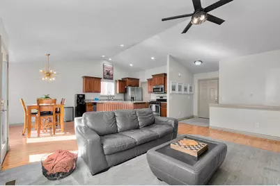 4042 E Yakima Way, Eagle Mountain, UT 84005 - Photo 3