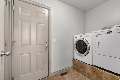 4042 E Yakima Way, Eagle Mountain, UT 84005 - Photo 9