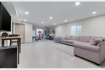 4042 E Yakima Way, Eagle Mountain, UT 84005 - Photo 17