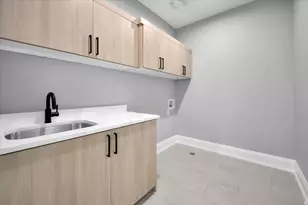 242 W 400 S, Mount Pleasant, UT 84647 - Photo 35