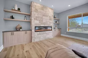 242 W 400 S, Mount Pleasant, UT 84647 - Photo 17