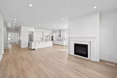 1026 S 3170 E #220, Spanish Fork, UT 84660 - Photo 21