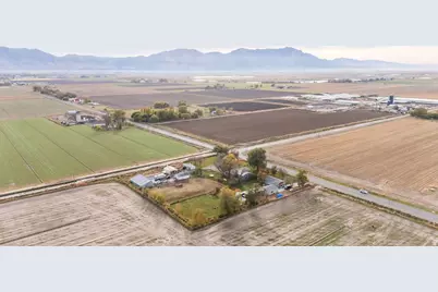 6060 W 2400 N, Corinne, UT 84307 - Photo 31