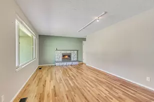 112 E 7420 S, Midvale, UT 84047 - Photo 3