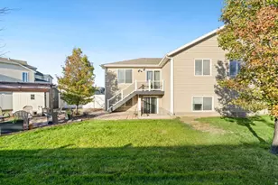 851 S 3525 W, Syracuse, UT 84075 - Photo 23