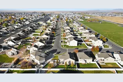 851 S 3525 W, Syracuse, UT 84075 - Photo 33