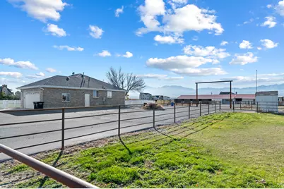 3675 N Gundersen Cir, Erda, UT 84029 - Photo 41