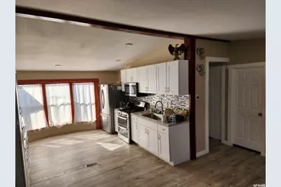 1137 W Sierra Vista St S #205, West Valley, UT 84119 - Photo 7