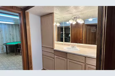 1284 E 2500 N, North Ogden, UT 84414 - Photo 23