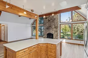 2050 E 6535 S, Cottonwood Heights, UT 84121 - Photo 17