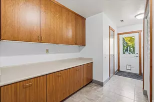 2050 E 6535 S, Cottonwood Heights, UT 84121 - Photo 35