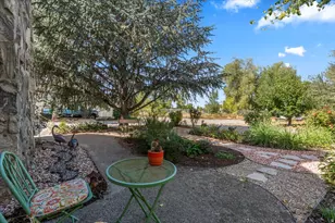 2050 E 6535 S, Cottonwood Heights, UT 84121 - Photo 5