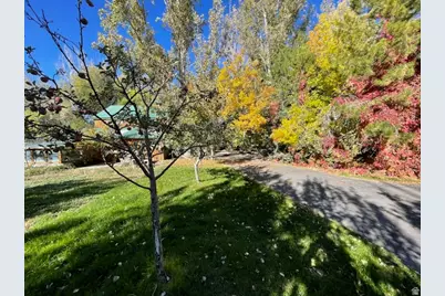 185 N Waterhole Way E, Grantsville, UT 84029 - Photo 1