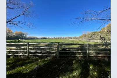 185 N Waterhole Way E, Grantsville, UT 84029 - Photo 13