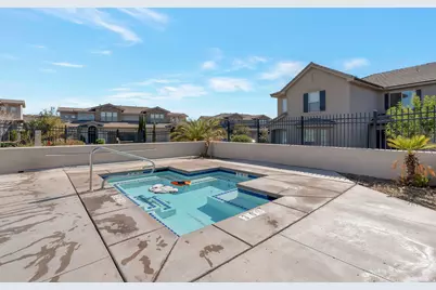 1907 E Holiday Ln, Washington, UT 84780 - Photo 25