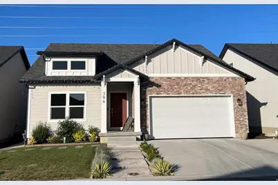 394 W Parkway Dr S, Kaysville, UT 84037 - Photo 1