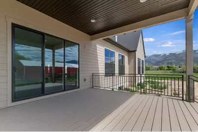 461 W Summit Ln, Kaysville, UT 84037 - Photo 33