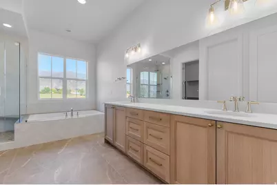 461 W Summit Ln, Kaysville, UT 84037 - Photo 23