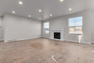 692 W Junegrass Ln, Stansbury Park, UT 84074 - Photo 7