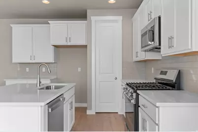 590 W Junegrass Ln, Stansbury Park, UT 84074 - Photo 17