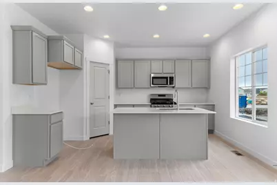 7816 W Blawn Wash Ln, Magna, UT 84044 - Photo 7