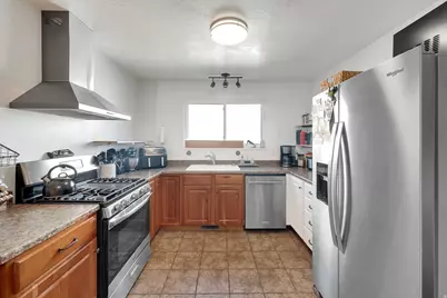 4218 W 5050 S, Roy, UT 84067 - Photo 11