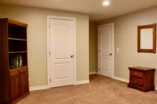 7309 S Union Village Circle, Midvale, UT 84047 - Photo 31