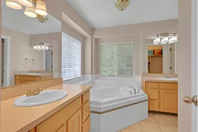 889 E Ben Lomond Ave S, South Ogden, UT 84403 - Photo 9
