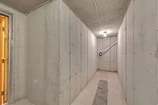 889 E Ben Lomond Ave S, South Ogden, UT 84403 - Photo 29