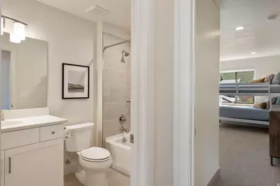 1366 N Marfill Way, Washington, UT 84780 - Photo 21