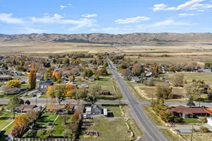 180 N 200 E, Mona, UT 84645 - Photo 21