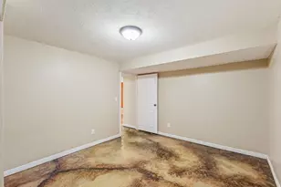 664 N 300 E, Kaysville, UT 84037 - Photo 49