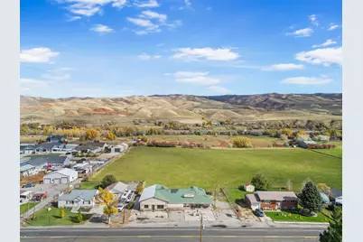 510 N Main St, Henefer, UT 84033 - Photo 23