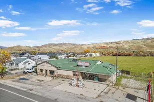 510 N Main St, Henefer, UT 84033 - Photo 1