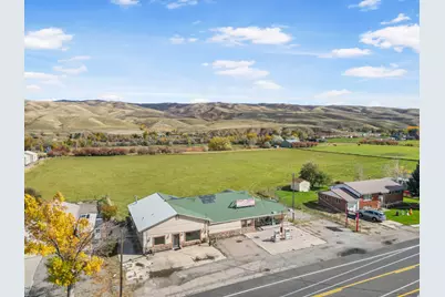 510 N Main St, Henefer, UT 84033 - Photo 27