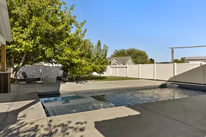 8333 N Sapphire, Diamond Valley, UT 84770 - Photo 43