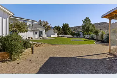 8333 N Sapphire, Diamond Valley, UT 84770 - Photo 39