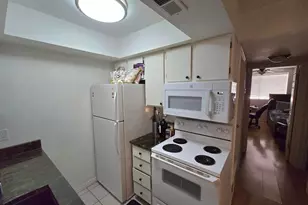 931 E Creek Hill Ln, Midvale, UT 84047 - Photo 7