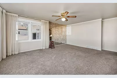 576 Douglas Dr, Logan, UT 84341 - Photo 3