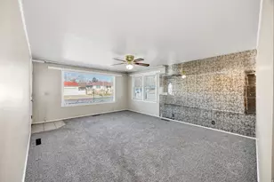 576 Douglas Dr, Logan, UT 84341 - Photo 3