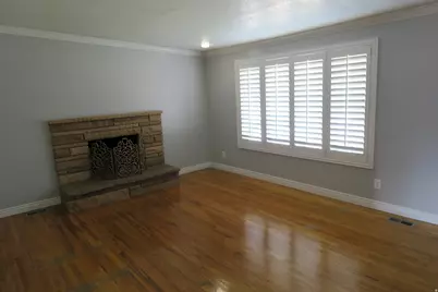 6818 S Luna Way E, Cottonwood Heights, UT 84121 - Photo 3